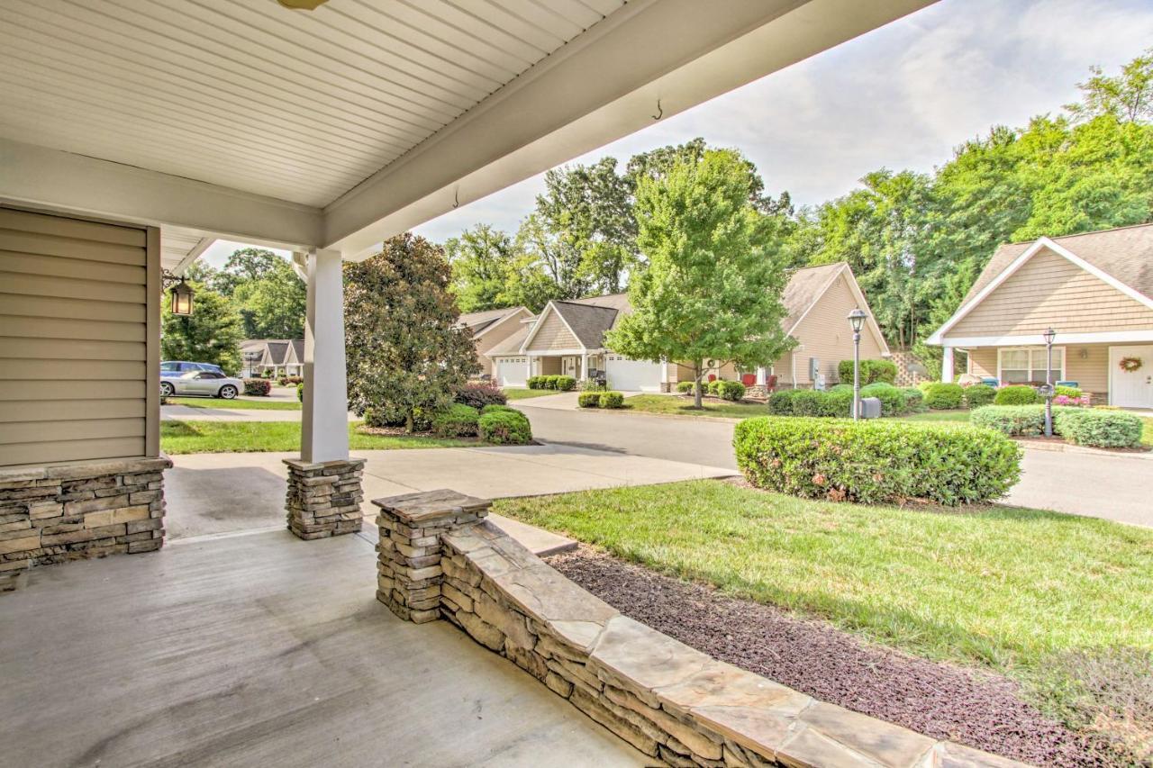 Home With Community Pool - 2 Miles To The Island! Pigeon Forge Exterior photo